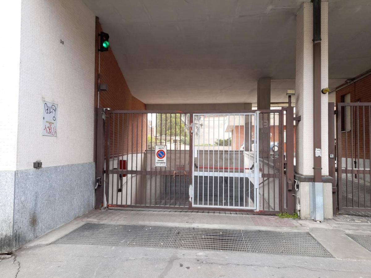 Appartamento Centrale Con Garage Asti Extérieur photo