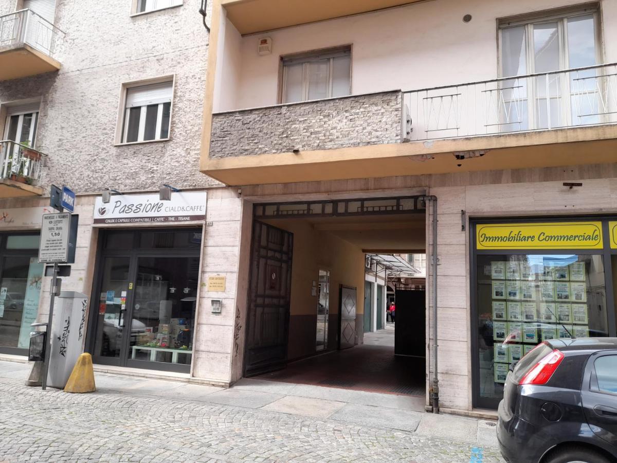 Appartamento Centrale Con Garage Asti Extérieur photo
